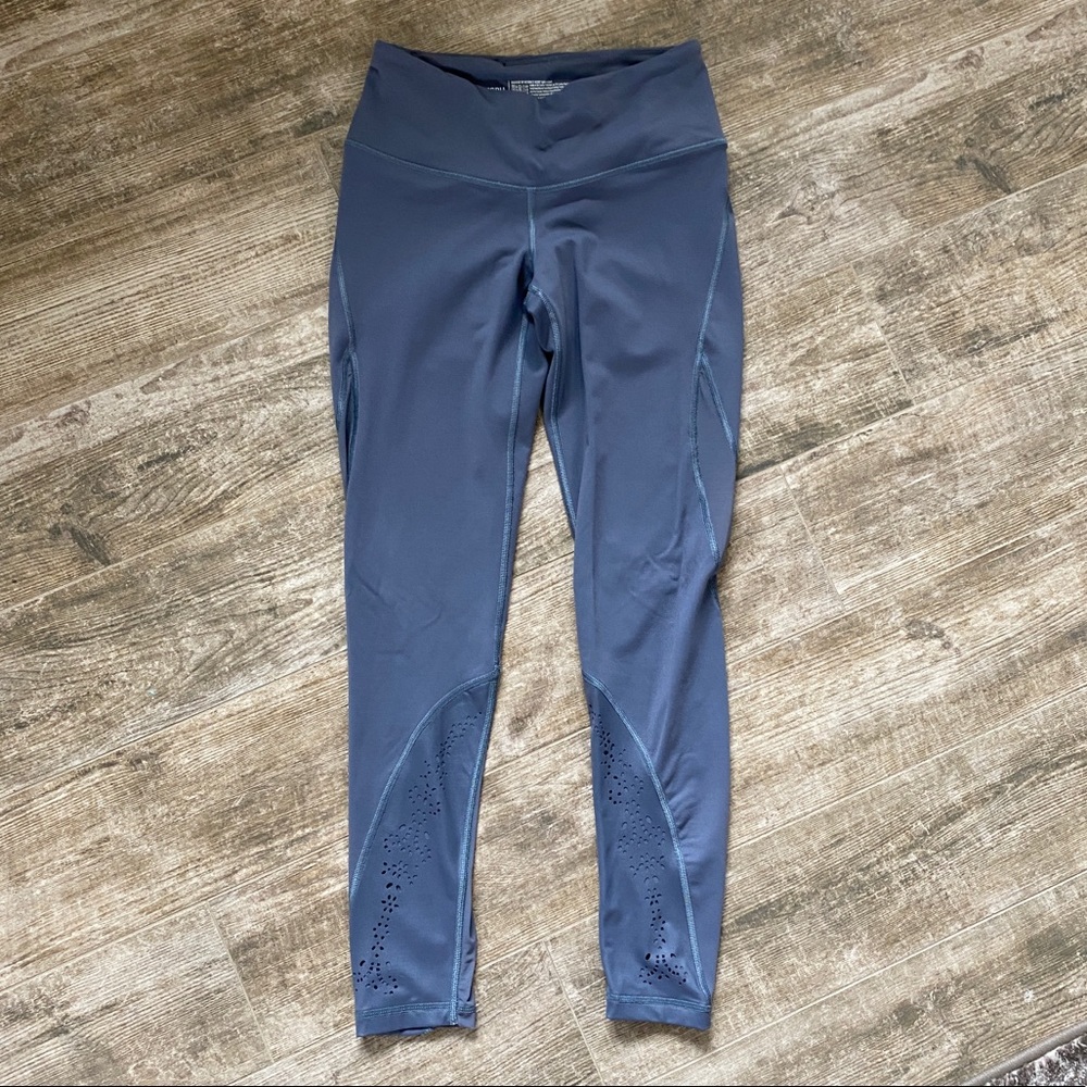 Victoria’s Secret Sport Knockout Legging- Gray, S